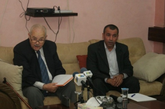 ابو عودة يحاضر حول المسار السياسي الوطني ابو عودة يحاضر حول المسار السياسي الوطني