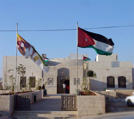 مركز سحاب ينظم نشاطات ثقافية لابناء المجتمع المحلي مركز سحاب ينظم نشاطات ثقافية لابناء المجتمع المحلي