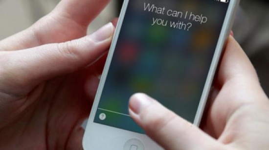 "آبل" تُضيف دعم 7 لغات جديدة للمساعد الشخصي Siri