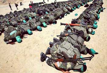 فتح تعتقل 37 إمام مسجد في الضفة