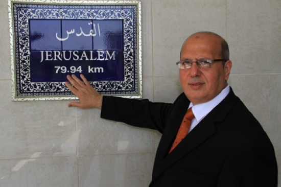 الخضري: المعتصمون في الأقصى أفشلوا مخططات إسرائيل