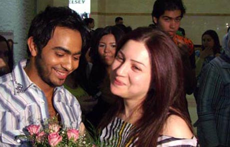 تامر حسني يتفرغ لعمر وسملى الجزء الثالث 