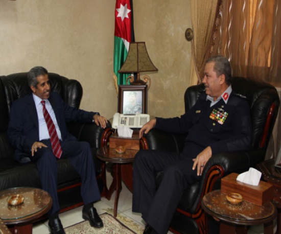 الفريق الركن الكوفحي يلتقي أمين عام مجلس وزراء الداخلية العرب