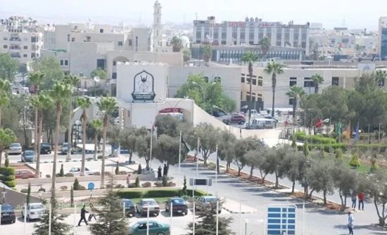تكريم الطلبة المتفوقين في نموذجية جامعة اليرموك تكريم الطلبة المتفوقين في نموذجية جامعة اليرموك