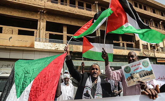 السودان.. وقفة احتجاجية بالخرطوم رفضا للتطبيع مع إسرائيل السودان.. وقفة احتجاجية بالخرطوم رفضا للتطبيع مع إسرائيل