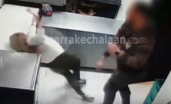 رجل يعتدي بوحشية على زوجته (فيديو) رجل يعتدي بوحشية على زوجته (فيديو)
