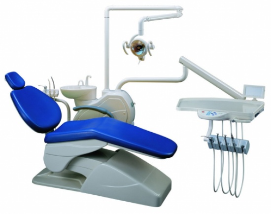 الاكاديمية العالمية لطب الاسنان تكرم الدكتور الدويري