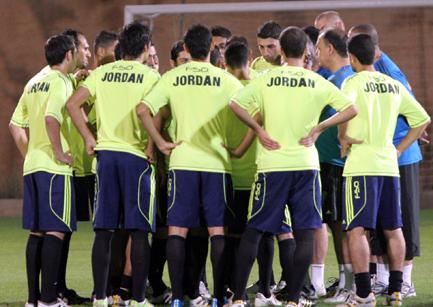 المنتخب الوطني لكرة القدم يستأنف تدريباته.. اليوم