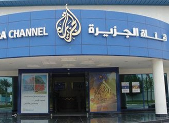 «الجزيرة» تنقل المعركة إلى الساحة الأمريكية بصفقة مالية «الجزيرة» تنقل المعركة إلى الساحة الأمريكية بصفقة مالية