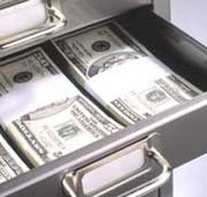 544ر3 مليار دينار احتياطيات فائضة للبنوك لدى المركزي  