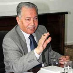 وزير الداخلية يترأس اجتماعا للجنة المكلفة بدراسة العنف المجتمعي 