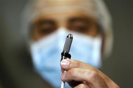 طفل ألماني يعيش عامين ونصف بقلب صناعي