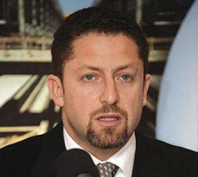 البطاينة يتوقع استكمال بناء ميناء الغاز الطبيعي العام الحالي البطاينة يتوقع استكمال بناء ميناء الغاز الطبيعي العام الحالي