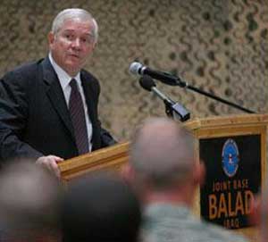 غيتس يصل أفغانستان فجأة والتحالف يقتل 20 مسلحاً