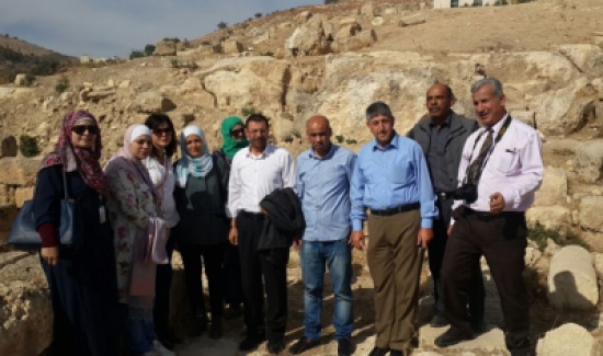 بحث التعاون بين الأمانة والأشغال ضمن مشروع إقليم عراق الأمير السياحي