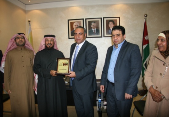 وفد من وزارة شؤون البلديات والتخطيط العمراني البحرينية يزور امانة عمان