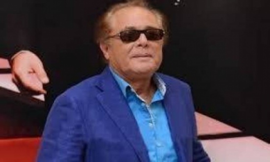 بالصور عري ودموع في ليالي وداع الساحر محمود عبدالعزيز بالصور عري ودموع في ليالي وداع الساحر محمود عبدالعزيز