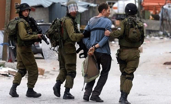 الاحتلال يعتقل 17 فلسطينيا بالقدس والضفة الغربية الاحتلال يعتقل 17 فلسطينيا بالقدس والضفة الغربية
