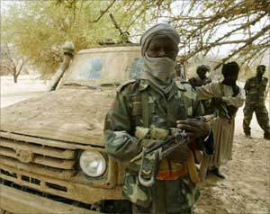 عشرات القتلى والجرحى في تجدد أعمال العنف بدارفور