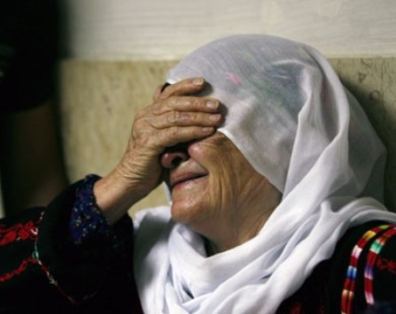 سجون الاحتلال تحرم 19 أماً فلسطينية من أبنائهن سجون الاحتلال تحرم 19 أماً فلسطينية من أبنائهن
