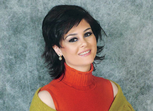 تفاصيل سرقة علا رامي على يد بلطجية