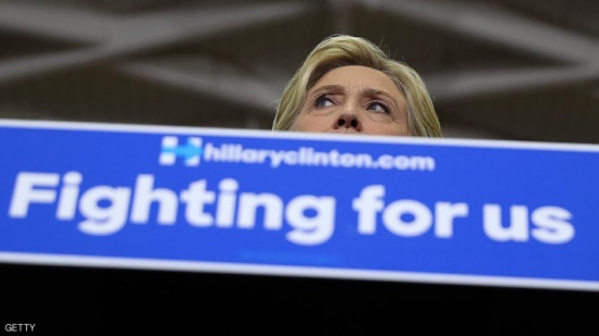 كلينتون تتقدم خطوة نحو حسم معركة الديمقراطيين