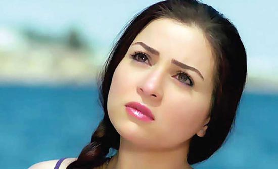 مي عزالدين: أكره حياة الشهرة وسأعتزل قريبا مي عزالدين: أكره حياة الشهرة وسأعتزل قريبا