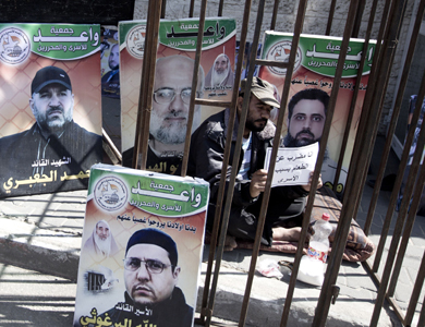 لجنة إسرائيلية تدرس اليوم مشروع قانون لمنع العفو عن أسرى فلسطينيين