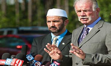 جونز يهدد بالعودة لحرق المصحف بعد إعلانه عن تراجعه !