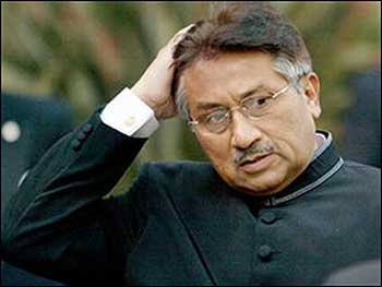 مشرف يأمل برئاسة باكستان مجددا   