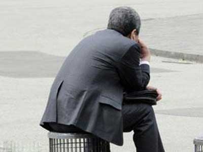 كآبة ما بعد الولادة تصيب الرجال أيضا