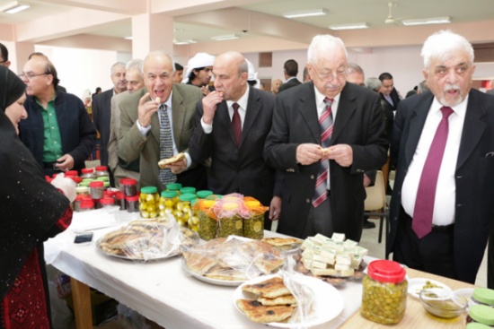 المهرجان التراثي الأول لموسم الزيتون يفتتح في فيلادلفيا المهرجان التراثي الأول لموسم الزيتون يفتتح في فيلادلفيا