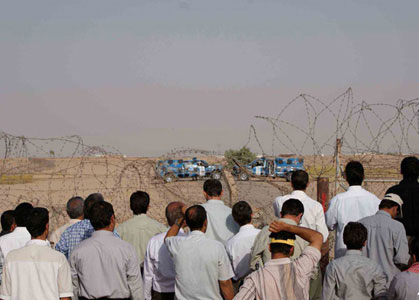 المقاومة الإيرانية تطالب بالافراج عن المعتقلين وعدم تسليمهم لنظام " الملالي "