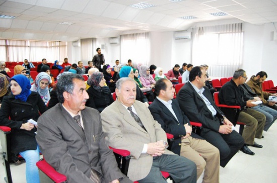 كلية العلوم التربوية في جامعة جرش تعقد مؤتمرها الطلابي السابع " كلية العلوم التربوية في جامعة جرش تعقد مؤتمرها الطلابي السابع "