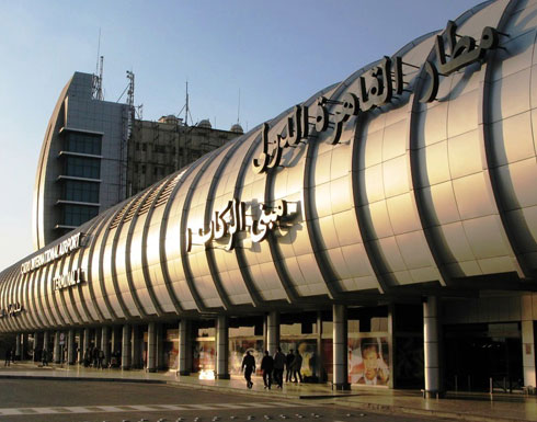 وفد من نظام الأسد برئاسة " علي مملوك " يصل القاهرة في زيارة خاطفة وفد من نظام الأسد برئاسة " علي مملوك " يصل القاهرة في زيارة خاطفة