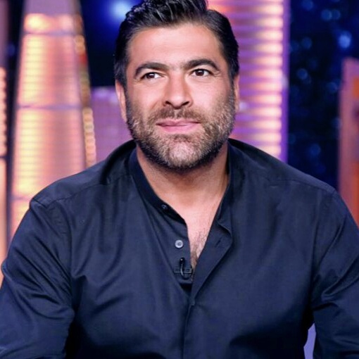 مهوسة وائل كفوري تحرجه وهكذا تصرف! – بالفيديو