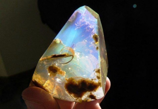 العثور على حجر أوبال بمنجم في ولاية أوريغون