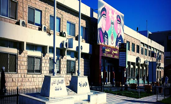 نجاح عملية جراحية لطفل يعاني من انسداد المريء نجاح عملية جراحية لطفل يعاني من انسداد المريء