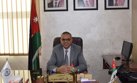 الضمور يتفقد مؤسسة الحسين الاجتماعية لرعاية الأيتام ويقدم هدايا العيد للأطفال الضمور يتفقد مؤسسة الحسين الاجتماعية لرعاية الأيتام ويقدم هدايا العيد للأطفال