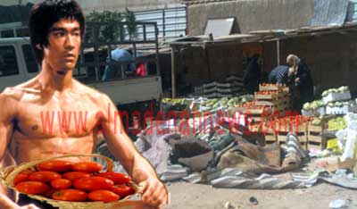 بائع خضار في عمان أقوى من " بروس لي " !