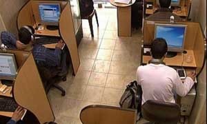 انقطاع الانترنت بالمزار الجنوبي يربك التسجيل الالكتروني في الجامعات  