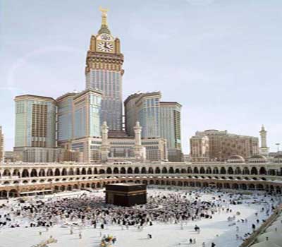 24 ألف مصباح يضيئون ساعة مكة عند كل أذان " شاهدوا الصور " 