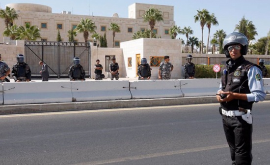 اصابة دركيين من حرس السفارة الامريكية في اطلاق رصاص " بالخطأ " اصابة دركيين من حرس السفارة الامريكية في اطلاق رصاص " بالخطأ "