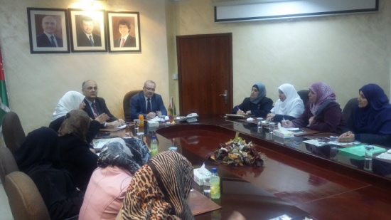 وزير الاوقاف يلتقي مشرفات المراكز النسائية الثقافية