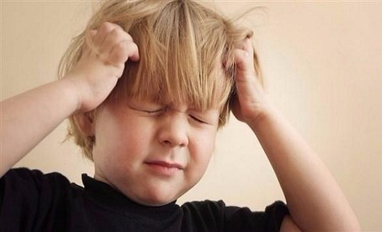 كيف تعرف أن طفلك أصيب بارتجاج المخ؟