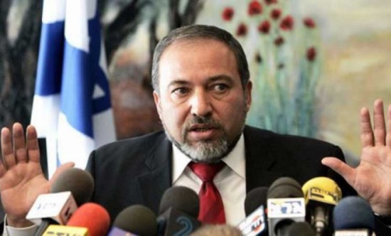 ليبرمان يأمر بقطع الاتصالات “الدبلوماسية” مع المسؤولين في السلطة الفلسطينية‎