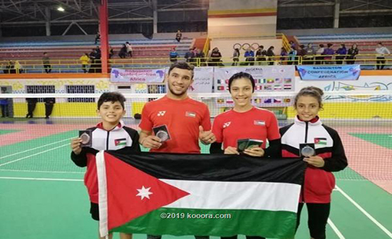 الأردن تحصد 5 ميداليات في بطولة الجزائر للريشة الطائرة الأردن تحصد 5 ميداليات في بطولة الجزائر للريشة الطائرة