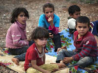 وفاة 20 طفلا على الأقل بعد تلقيحهم بريف إدلب السورية وفاة 20 طفلا على الأقل بعد تلقيحهم بريف إدلب السورية