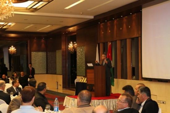 ندوة في انتاج أنواع مطورة من الدجاج البياض