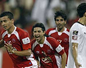 قطر والعربي يطيحان بالبطل ووصيفه    